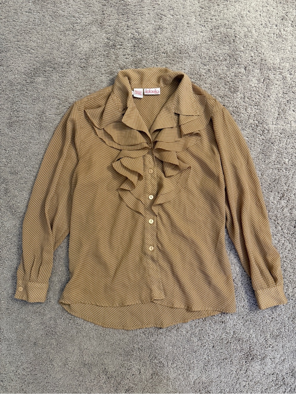 Vintage Rafaella Button Petite Blouse Women size 6 Tan Polka Dot Ruffle Long Top